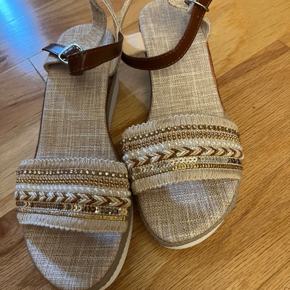 Avery & Quinn Charleston Shoes - Casual Summer Sandals